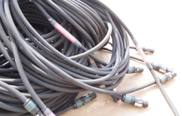 Cable speakon 4 x 2,5mmH07RNF, diam Ø12.6 0,7M